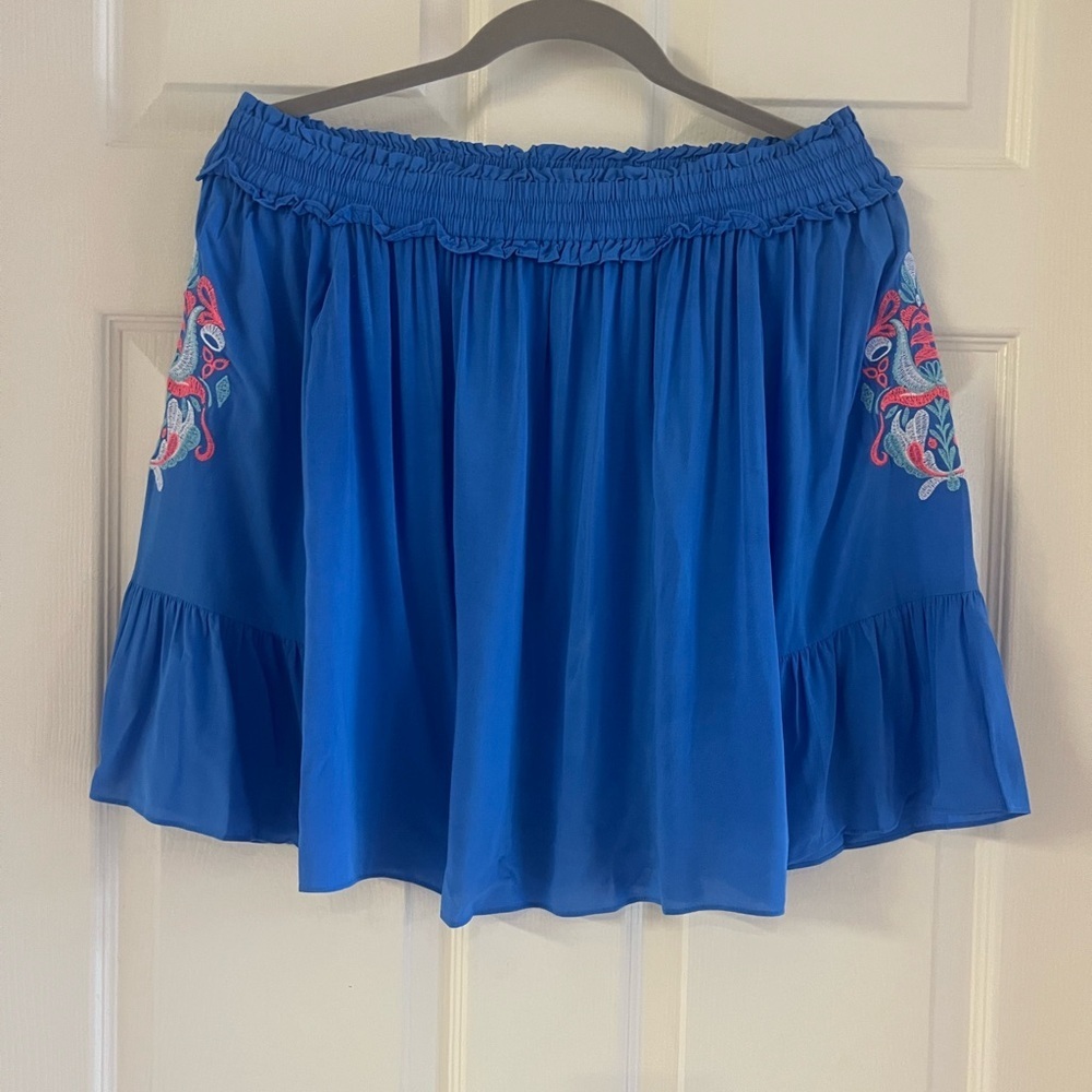 Lilly Pulitzer Moira Off The Shoulder Top. Blue. Embroidered. EUC. Size XXS